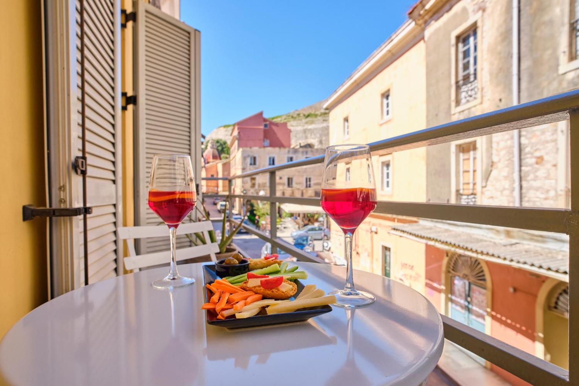 Paradosiakon Apartment Corfu Town מראה חיצוני תמונה